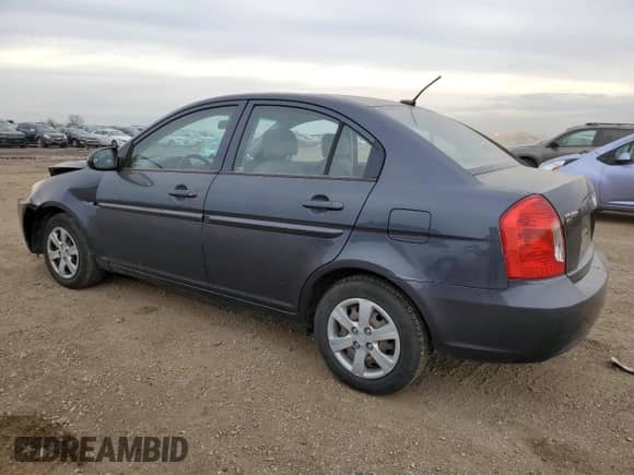 2008 Hyundai Accent GLS z VIN KMHCN46CX8U228482, wystawiony jako Copart lot #79886884 z przebiegiem 174 844 mil mil oraz Szkoda całkowita • Salvage title. Historia ofert i sprzedaży dostępna na DreamBid. Obrazek 2.