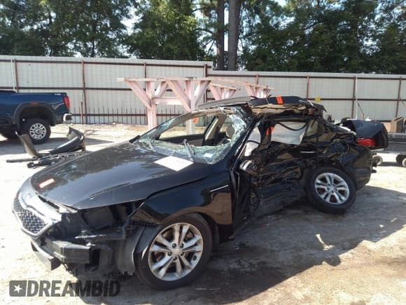 ✅ 2012 Kia Optima EX • VIN: 5XXGN4A61CG017161 • Lot: 37095222. Listed on IAAI with Not provided. Free auction sales archive from the USA and detailed vehicle history report at DreamBid. Image 6.