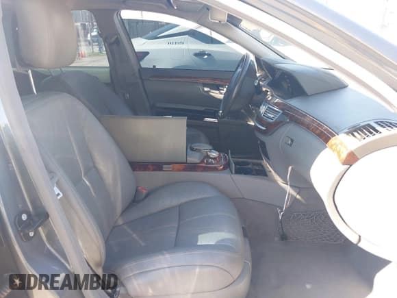 ✅ 2007 Mercedes-Benz S 550 • VIN: WDDNG71X07A108263 • Lot: 42852884. Listed on IAAI with 130,953 mi. Free auction sales archive from the USA and detailed vehicle history report at DreamBid. Image 5.