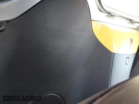 ✅ 2009 Pontiac Solstice GXP • VIN: 1G2MT35X69Y108089 • Lot: 43326653. Wystawiony na IAAI z przebiegiem 17 099 mil. Bezpłatny archiwum sprzedaży aukcyjnych z USA i szczegółowy raport historii pojazdu na DreamBid. Zdjęcie 8.