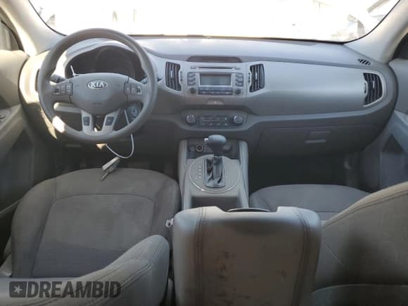 ✅ 2016 Kia Sportage LX • VIN: KNDPB3AC9G7847569 • Лот: 92674175. Опубликован ранее на Copart с пробегом Не указан. Бесплатный доступ к архиву аукционных продаж из США и подробный отчёт об истории автомобиля на DreamBid. Изображение 8.