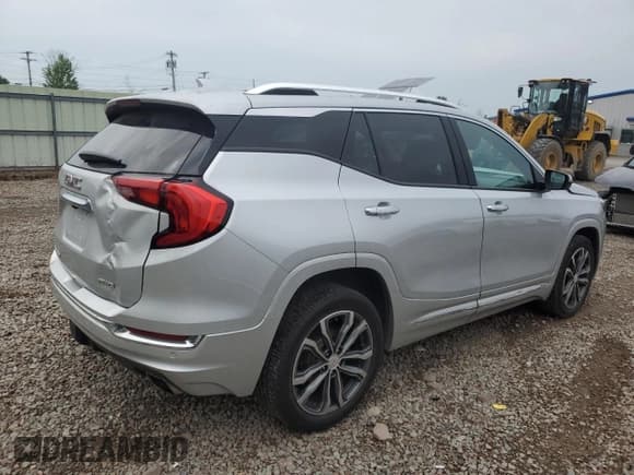 ✅ 2019 GMC Terrain Denali • VIN: 3GKALXEX2KL366871 • Лот: 66454575. Опубликован ранее на Copart с пробегом 101 412 миль. Бесплатный доступ к архиву аукционных продаж из США и подробный отчёт об истории автомобиля на DreamBid. Изображение 3.