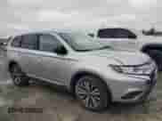 2019 Mitsubishi Outlander ES z VIN JA4AD2A33KZ030597, wystawiony jako Copart lot #87254215 z przebiegiem 139 747 mil mil oraz Czysty tytuł • Clean title. Historia ofert i sprzedaży dostępna na DreamBid. Obrazek 4.