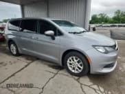 ✅ 2018 Chrysler Pacifica LX • VIN: 2C4RC1CGXJR305526 • Lot: 61467965. Listed on Copart with 126,924 mi. Free auction sales archive from the USA and detailed vehicle history report at DreamBid. Image 4.