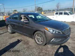 2017 Hyundai Sonata SE с VIN 5NPE24AF5HH543000, выставлен на аукционе IAAI как лот 38636140 с пробегом 67 475 миль миль и . История ставок и продаж доступна на DreamBid. Изображение 1.