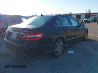 ✅ 2013 Mercedes-Benz E 350 Sport • VIN: WDDHF8JB2DA721846 • Лот: 43722349. Опубликован ранее на IAAI с пробегом 200 300 миль. Бесплатный доступ к архиву аукционных продаж из США и подробный отчёт об истории автомобиля на DreamBid. Изображение 4.