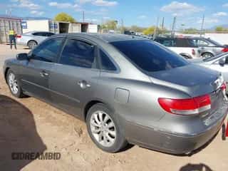 2008 Hyundai Azera Limited с VIN KMHFC46F98A332122, выставлен на аукционе IAAI как лот 42039825 с пробегом 376 625 миль миль и . История ставок и продаж доступна на DreamBid. Изображение 3.