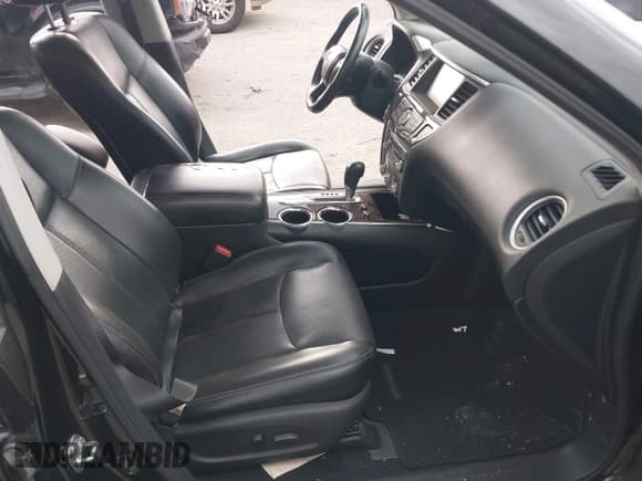 ✅ 2014 Nissan Pathfinder S • VIN: 5N1AR2MN9EC686343 • Lot: 43092382. Listed on IAAI with 151,506 mi. Free auction sales archive from the USA and detailed vehicle history report at DreamBid. Image 5.