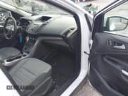 ✅ 2016 Ford Escape SE • VIN: 1FMCU0GXXGUC50106 • Lot: 43756497. Listed on IAAI with 217,873 mi. Free auction sales archive from the USA and detailed vehicle history report at DreamBid. Image 5.