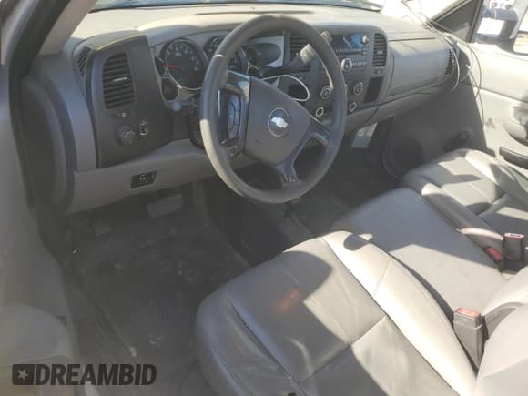 ✅ 2008 Chevrolet Silverado 2500HD 1LT • VIN: 1GCHK24K18E192807 • Лот: 89506225. Опубликован ранее на Copart с пробегом 184 746 миль. Бесплатный доступ к архиву аукционных продаж из США и подробный отчёт об истории автомобиля на DreamBid. Изображение 8.