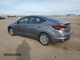 2019 Hyundai Elantra SE z VIN KMHD74LF2KU777405, wystawiony jako Copart lot #91348065 z przebiegiem 126 552 mil mil oraz Czysty tytuł • Clean title. Historia ofert i sprzedaży dostępna na DreamBid. Obrazek 2.