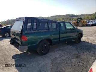 ✅ 1997 Isuzu Hombre • VIN: 1GGCS19X2V8661050 • Lot: 81185205. Wystawiony na Copart z przebiegiem 67 299 mil. Bezpłatny archiwum sprzedaży aukcyjnych z USA i szczegółowy raport historii pojazdu na DreamBid. Zdjęcie 3.