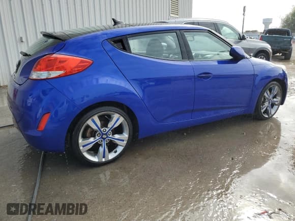 ✅ 2012 Hyundai Veloster w/Red Int • VIN: KMHTC6AD2CU048049 • Lot: 85809854. Wystawiony na Copart z przebiegiem 122 914 mil. Bezpłatny archiwum sprzedaży aukcyjnych z USA i szczegółowy raport historii pojazdu na DreamBid. Zdjęcie 3.
