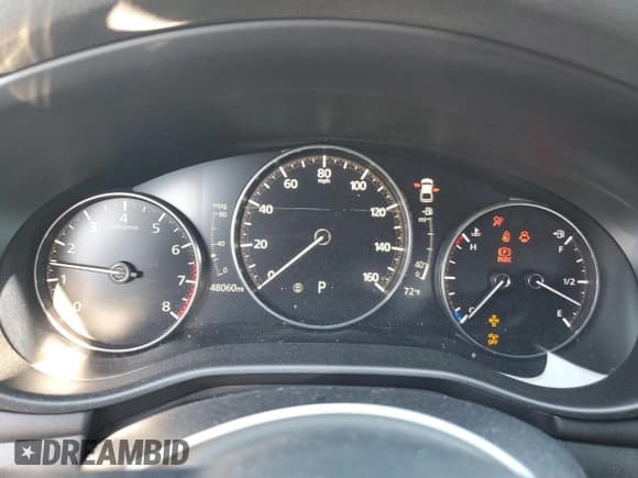 ✅ 2019 Mazda 3 Premium • VIN: JM1BPBNM4K1125558 • Лот: 70306565. Опубликован ранее на Copart с пробегом 48 060 миль. Бесплатный доступ к архиву аукционных продаж из США и подробный отчёт об истории автомобиля на DreamBid. Изображение 9.