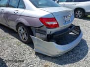 ✅ 2014 Mercedes-Benz C 250 Sport • VIN: WDDGF4HB4ER305973 • Lot: 41781503. Wystawiony na IAAI z przebiegiem 98 542 mil. Bezpłatny archiwum sprzedaży aukcyjnych z USA i szczegółowy raport historii pojazdu na DreamBid. Zdjęcie 3.