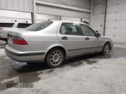 ✅ 2001 Saab 9-5 • VIN: YS3ED48E913024520 • Лот: 41547440. Опубликован ранее на IAAI с пробегом 154 615 миль. Бесплатный доступ к архиву аукционных продаж из США и подробный отчёт об истории автомобиля на DreamBid. Изображение 4.