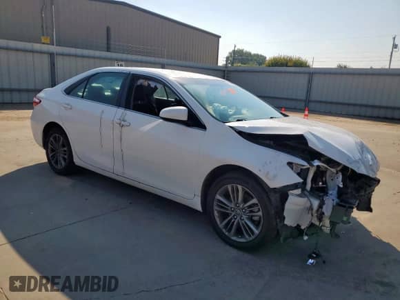 2016 Toyota Camry XLE с VIN 4T1BF1FKXGU244548, выставлен на аукционе Copart как лот 71154125 с пробегом 108 310 миль миль и Списание • Salvage title. История ставок и продаж доступна на DreamBid. Изображение 4.