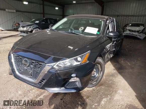 ✅ 2019 Nissan Altima S • VIN: 1N4BL4BV3KC157223 • Лот: 43127216. Опубликован ранее на IAAI с пробегом 63 459 миль. Бесплатный доступ к архиву аукционных продаж из США и подробный отчёт об истории автомобиля на DreamBid. Изображение 2.