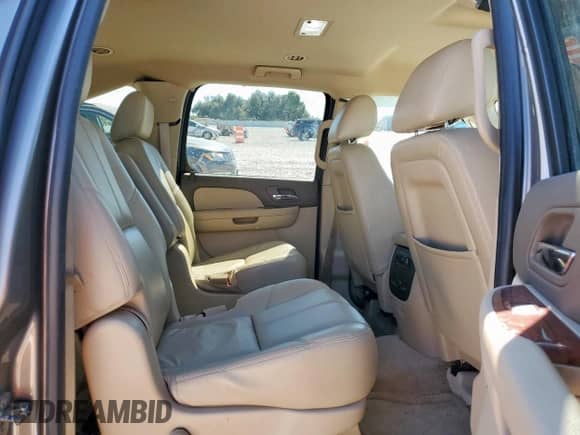 2014 Chevrolet Suburban LT z VIN 1GNSCJE05ER175420, wystawiony jako Copart lot #91117505 z przebiegiem 165 340 mil mil oraz Szkoda całkowita • Salvage title. Historia ofert i sprzedaży dostępna na DreamBid. Obrazek 11.