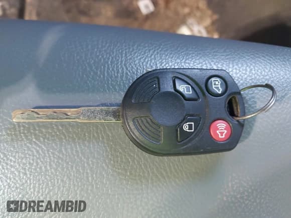 ✅ 2017 Ford Transit • VIN: 1FTYE9ZM2HKA81145 • Lot: 43094732. Listed on IAAI with 87,361 mi. Free auction sales archive from the USA and detailed vehicle history report at DreamBid. Image 11.