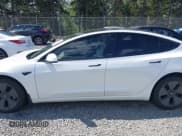 ✅ 2022 Tesla Model 3 Long Range • VIN: 5YJ3E1EB6NF110719 • Lot: 42172421. Wystawiony na IAAI z przebiegiem 44 772 mil. Bezpłatny archiwum sprzedaży aukcyjnych z USA i szczegółowy raport historii pojazdu na DreamBid. Zdjęcie 15.