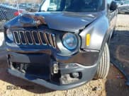 ✅ 2017 Jeep Renegade Latitude • VIN: ZACCJABB4HPG20712 • Lot: 43812798. Wystawiony na IAAI z przebiegiem 108 412 mil. Bezpłatny archiwum sprzedaży aukcyjnych z USA i szczegółowy raport historii pojazdu na DreamBid. Zdjęcie 17.