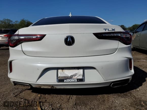 ✅ 2021 Acura TLX Technology • VIN: 19UUB5F40MA002982 • Lot: 81474165. Wystawiony na Copart z przebiegiem 34 607 mil. Bezpłatny archiwum sprzedaży aukcyjnych z USA i szczegółowy raport historii pojazdu na DreamBid. Zdjęcie 6.