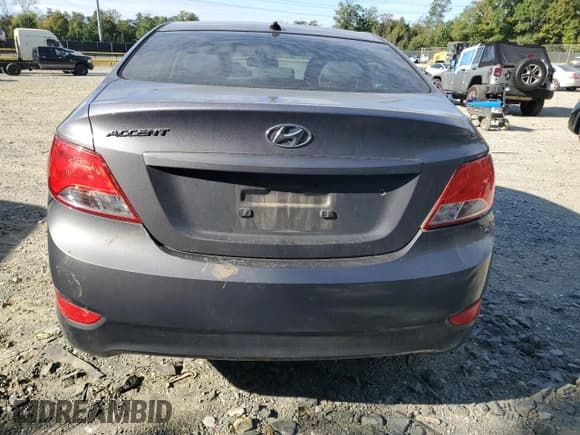 ✅ 2017 Hyundai Accent SE • VIN: KMHCT4AE2HU297309 • Lot: 82266675. Wystawiony na Copart z przebiegiem 104 767 mil. Bezpłatny archiwum sprzedaży aukcyjnych z USA i szczegółowy raport historii pojazdu na DreamBid. Zdjęcie 6.