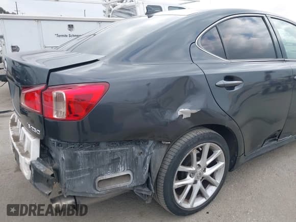 ✅ 2011 Lexus IS 250 • VIN: JTHBF5C29B5143910 • Lot: 43614771. Listed on IAAI with 126,210 mi. Free auction sales archive from the USA and detailed vehicle history report at DreamBid. Image 6.