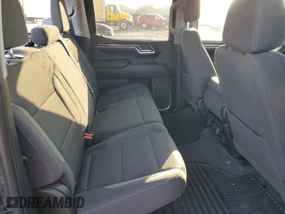 ✅ 2022 GMC Sierra 1500 SLE • VIN: 3GTUUBED5NG612937 • Лот: 64686435. Опубликован ранее на Copart с пробегом 31 438 миль. Бесплатный доступ к архиву аукционных продаж из США и подробный отчёт об истории автомобиля на DreamBid. Изображение 10.