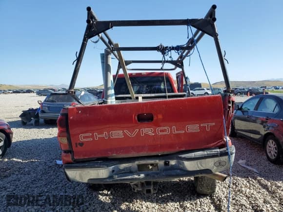 ✅ 2004 Chevrolet Silverado 2500HD Work Truck • VIN: 1GCHC23U54F196136 • Лот: 58364745. Опубликован ранее на Copart с пробегом Не указан. Бесплатный доступ к архиву аукционных продаж из США и подробный отчёт об истории автомобиля на DreamBid. Изображение 6.