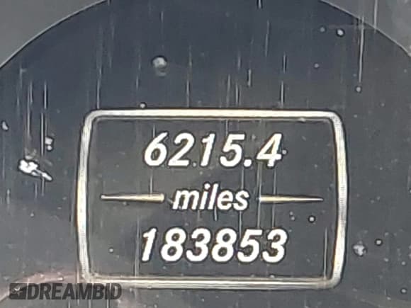 ✅ 2012 Mercedes-Benz E 350 • VIN: WDDKK5KF3CF147633 • Лот: 43836342. Опубликован ранее на IAAI с пробегом 183 853 миль. Бесплатный доступ к архиву аукционных продаж из США и подробный отчёт об истории автомобиля на DreamBid. Изображение 15.