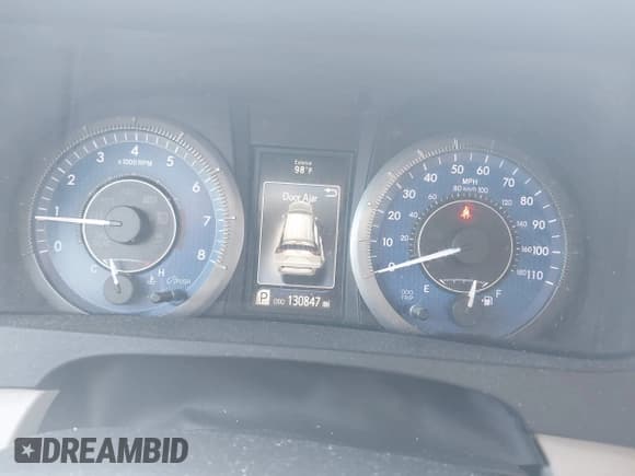 ✅ 2015 Toyota Sienna Limited • VIN: 5TDDK3DC3FS101458 • Лот: 42382380. Опубликован ранее на IAAI с пробегом 130 847 миль. Бесплатный доступ к архиву аукционных продаж из США и подробный отчёт об истории автомобиля на DreamBid. Изображение 15.