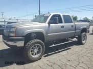 ✅ 2006 Chevrolet Silverado 2500HD LT1 • VIN: 1GCHC23206F130191 • Лот: 65751955. Опубликован ранее на Copart с пробегом 110 163 миль. Бесплатный доступ к архиву аукционных продаж из США и подробный отчёт об истории автомобиля на DreamBid. Изображение 1.
