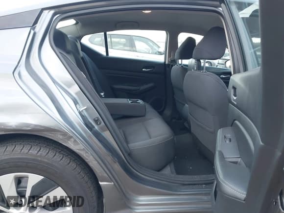 ✅ 2020 Nissan Altima S • VIN: 1N4BL4BV7LC219353 • Lot: 43567439. Listed on IAAI with 73,771 mi. Free auction sales archive from the USA and detailed vehicle history report at DreamBid. Image 8.