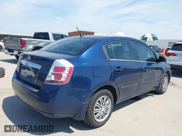 ✅ 2010 Nissan Sentra 2.0 • VIN: 3N1AB6APXAL610346 • Lot: 43106695. Listed on IAAI with 73,824 mi. Free auction sales archive from the USA and detailed vehicle history report at DreamBid. Image 4.