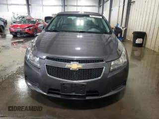 ✅ 2011 Chevrolet Cruze LS • VIN: 1G1PC5SH2B7126630 • Lot: 69132675. Listed on Copart with 136,760 mi. Free auction sales archive from the USA and detailed vehicle history report at DreamBid. Image 5.