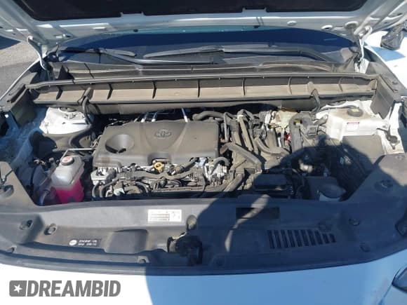 ✅ 2022 Toyota Highlander Hybrid LE • VIN: 5TDZARAH0NS516666 • Lot: 41648530. Wystawiony na IAAI z przebiegiem 63 588 mil. Bezpłatny archiwum sprzedaży aukcyjnych z USA i szczegółowy raport historii pojazdu na DreamBid. Zdjęcie 10.