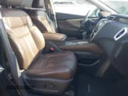 ✅ 2017 Nissan Murano SV • VIN: 5N1AZ2MH6HN138559 • Lot: 42777250. Wystawiony na IAAI z przebiegiem 48 259 mil. Bezpłatny archiwum sprzedaży aukcyjnych z USA i szczegółowy raport historii pojazdu na DreamBid. Zdjęcie 5.