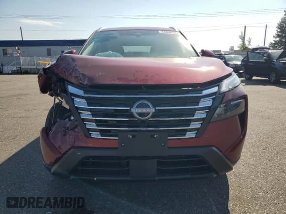 ✅ 2025 Nissan Rogue SV • VIN: 5N1BT3BB3SC676343 • Lot: 84968555. Listed on Copart with 5,710 mi. Free auction sales archive from the USA and detailed vehicle history report at DreamBid. Image 5.