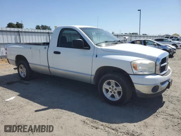 ✅ 2007 Dodge 1500 ST • VIN: 1D7HA16N17J575906 • Лот: 59636895. Опубликован ранее на Copart с пробегом 166 652 миль. Бесплатный доступ к архиву аукционных продаж из США и подробный отчёт об истории автомобиля на DreamBid. Изображение 4.