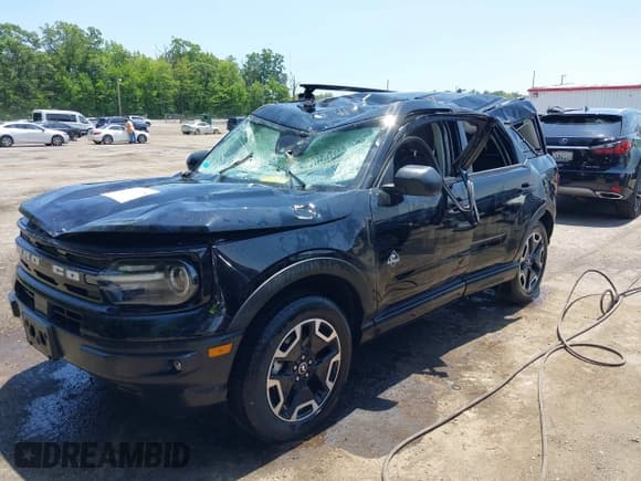 ✅ 2024 Ford Bronco Sport Outer Banks • VIN: 3FMCR9C66RRE17753 • Lot: 42364378. Wystawiony na IAAI z przebiegiem 17 621 mil. Bezpłatny archiwum sprzedaży aukcyjnych z USA i szczegółowy raport historii pojazdu na DreamBid. Zdjęcie 6.
