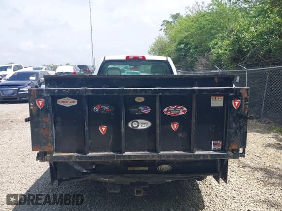 ✅ 2016 Chevrolet Silverado 1500 Work Truck • VIN: 1GCNCNEH6GZ421123 • Лот: 42260137. Опубликован ранее на IAAI с пробегом 173 215 миль. Бесплатный доступ к архиву аукционных продаж из США и подробный отчёт об истории автомобиля на DreamBid. Изображение 16.