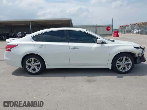 ✅ 2013 Nissan Altima SL • VIN: 1N4AL3AP0DN491399 • Лот: 42399913. Опубликован ранее на IAAI с пробегом 196 010 миль. Бесплатный доступ к архиву аукционных продаж из США и подробный отчёт об истории автомобиля на DreamBid. Изображение 14.