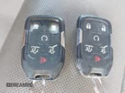 ✅ 2019 GMC Yukon XL SLT • VIN: 1GKS2GKC1KR236405 • Лот: 42939264. Опубликован ранее на IAAI с пробегом 199 856 миль. Бесплатный доступ к архиву аукционных продаж из США и подробный отчёт об истории автомобиля на DreamBid. Изображение 11.