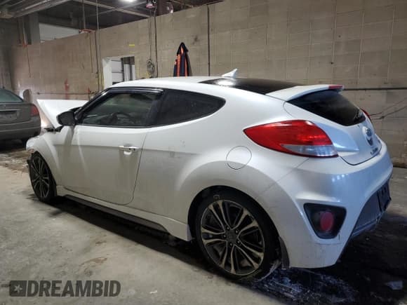 ✅ 2016 Hyundai Veloster Turbo Rally Edition • VIN: KMHTC6AE6GU263576 • Lot: 45291455. Wystawiony na Copart z przebiegiem 118 231 mil. Bezpłatny archiwum sprzedaży aukcyjnych z USA i szczegółowy raport historii pojazdu na DreamBid. Zdjęcie 2.