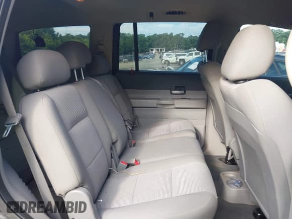 ✅ 2008 Dodge Durango SLT • VIN: 1D8HD48248F135173 • Lot: 42685790. Listed on IAAI with 200,260 mi. Free auction sales archive from the USA and detailed vehicle history report at DreamBid. Image 8.