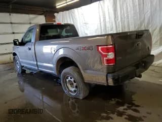 ✅ 2018 Ford F-150 XL • VIN: 1FTMF1E58JKC02097 • Лот: 71649625. Опубликован ранее на Copart с пробегом 134 918 миль. Бесплатный доступ к архиву аукционных продаж из США и подробный отчёт об истории автомобиля на DreamBid. Изображение 2.