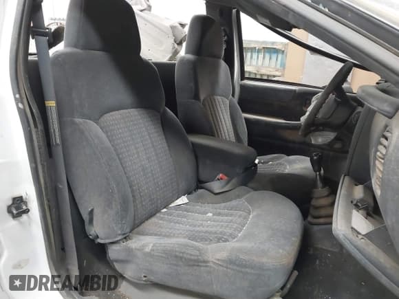 ✅ 1999 Chevrolet S-10 • VIN: 1GCCS1446X8136946 • Лот: 41697071. Опубликован ранее на IAAI с пробегом 167 277 миль. Бесплатный доступ к архиву аукционных продаж из США и подробный отчёт об истории автомобиля на DreamBid. Изображение 8.