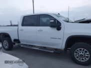 ✅ 2025 Chevrolet Silverado 2500HD LT • VIN: 2GC1KNEY5S1228495 • Лот: 43602216. Опубликован ранее на IAAI с пробегом 4 940 миль. Бесплатный доступ к архиву аукционных продаж из США и подробный отчёт об истории автомобиля на DreamBid. Изображение 13.